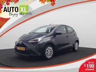 Hoofdafbeelding Toyota Aygo Toyota Aygo 1.0 VVT 73 PK x-play Camera Carplay Navi Airco LED