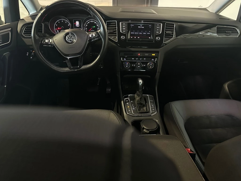 Hoofdafbeelding Volkswagen Golf Sportsvan