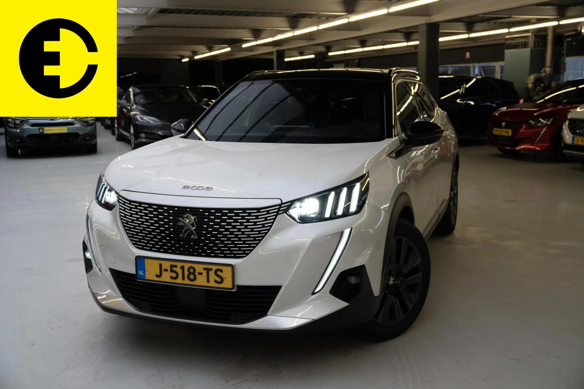 Hoofdafbeelding Peugeot e-2008