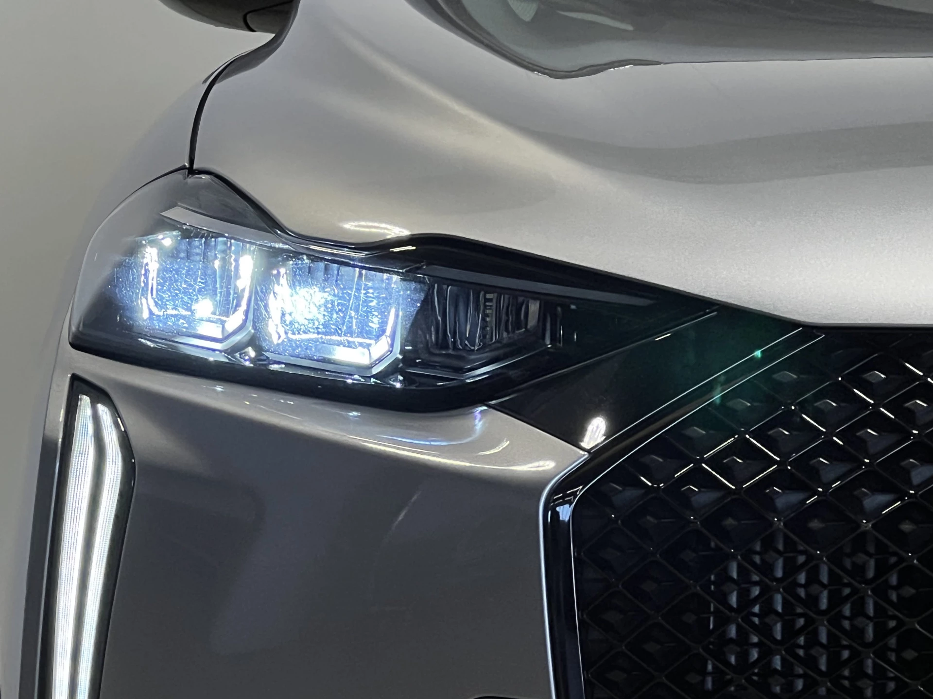 Hoofdafbeelding DS DS 3