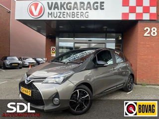 Toyota Yaris 1.5 Hybrid Bi-Tone // NAVI // CAMERA // CLIMA // CRUISE // STOELVERWARMING //