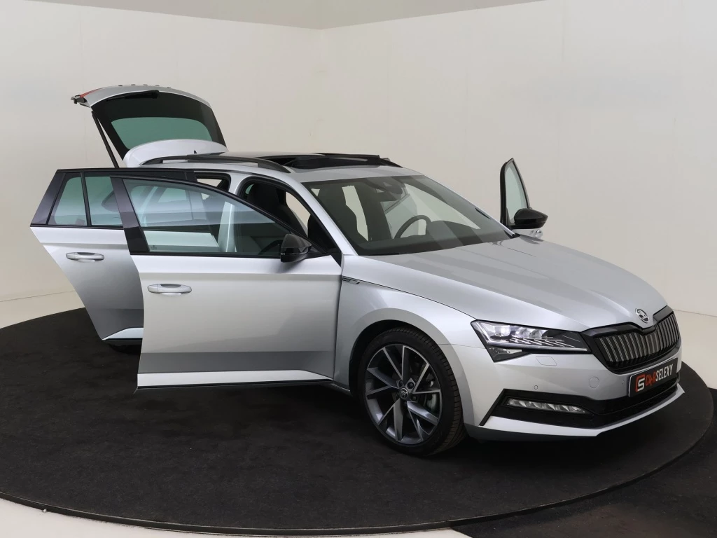 Hoofdafbeelding Škoda Superb