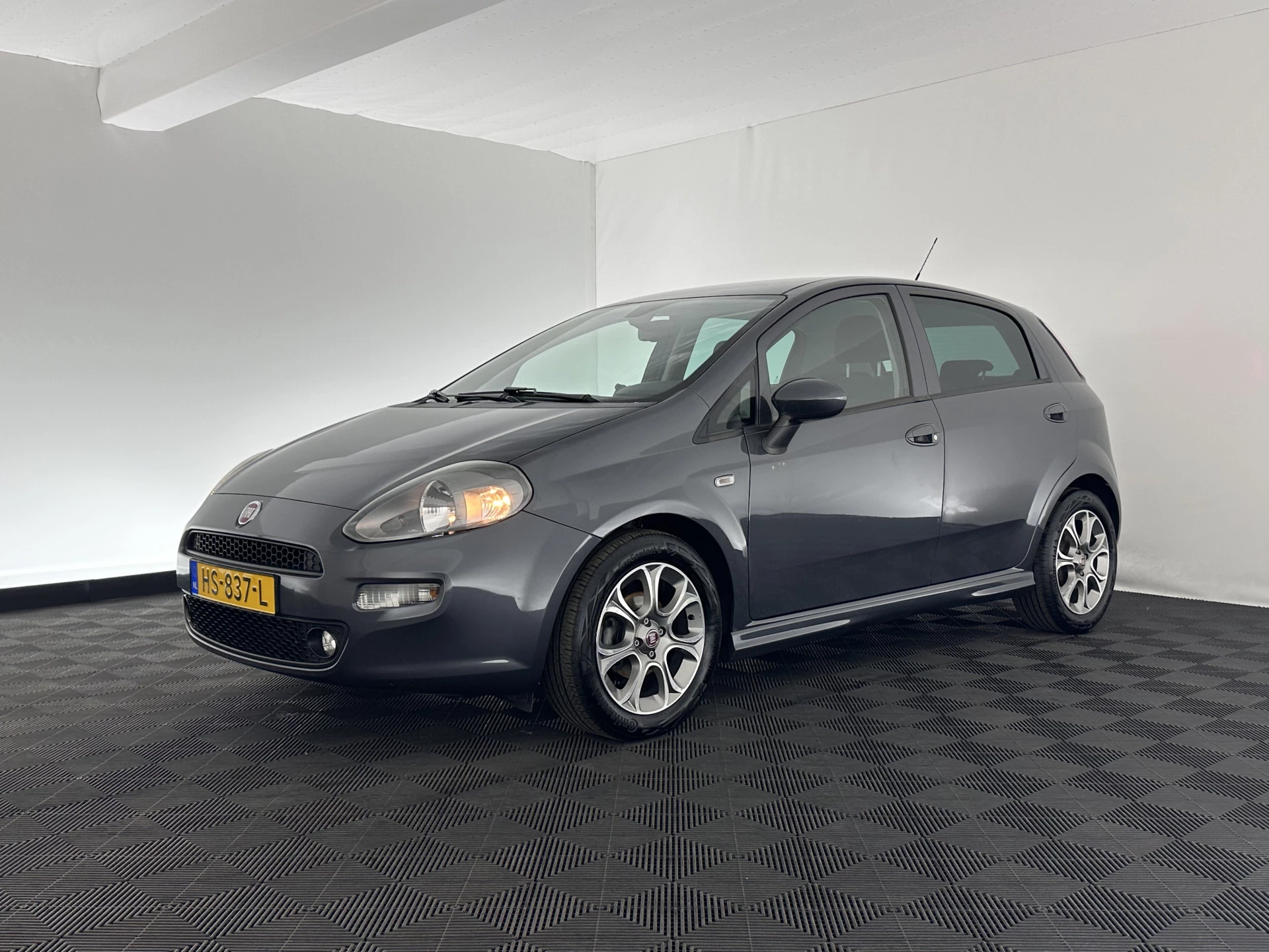 Hoofdafbeelding Fiat Punto