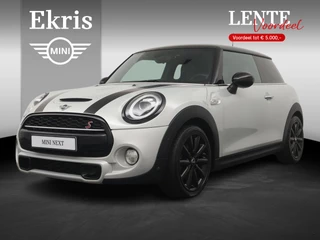 MINI 3-deurs Cooper S Chili | Comfort Access | Stoelverwarming | Harman Kardon | Head-Up Display | Panoramadak | Lentevoordeel