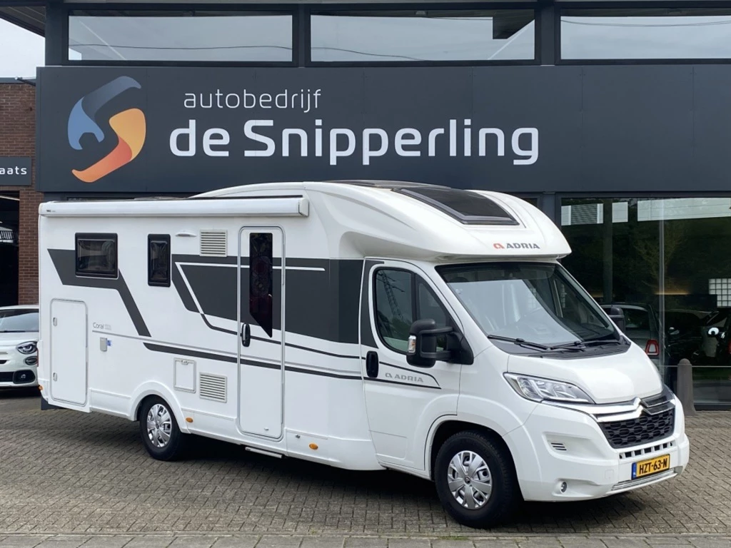 Hoofdafbeelding Adria Coral 670 Sl 2.2 140pk Enkele Bedden 202