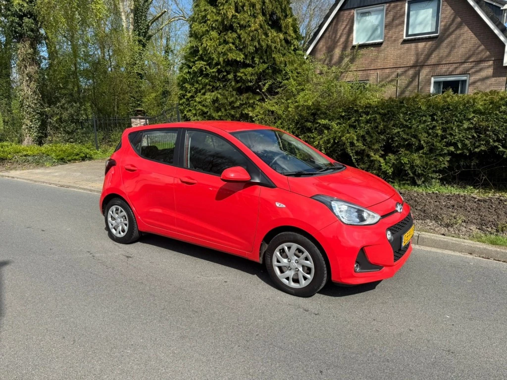 Hoofdafbeelding Hyundai i10