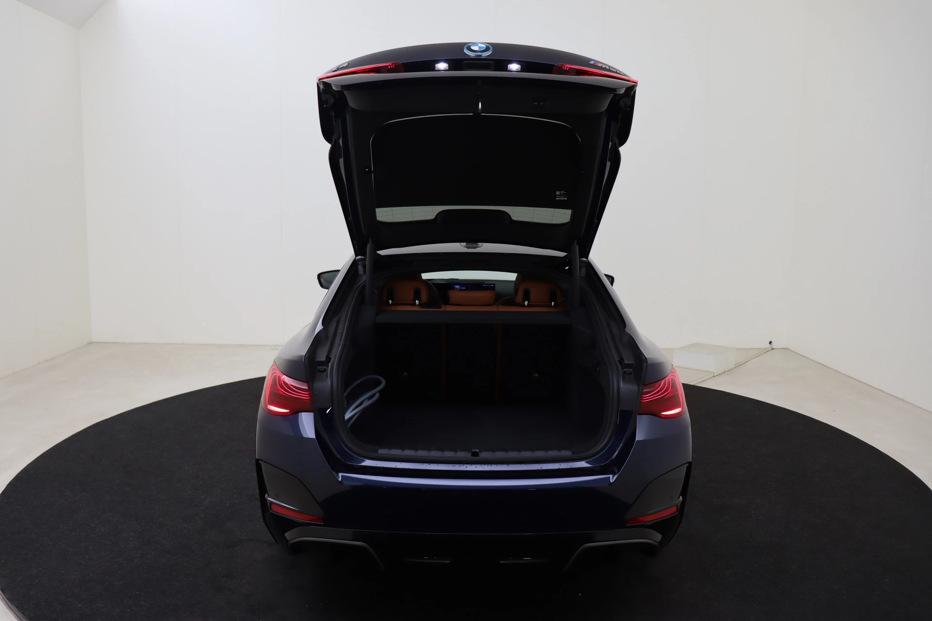 Hoofdafbeelding BMW i4