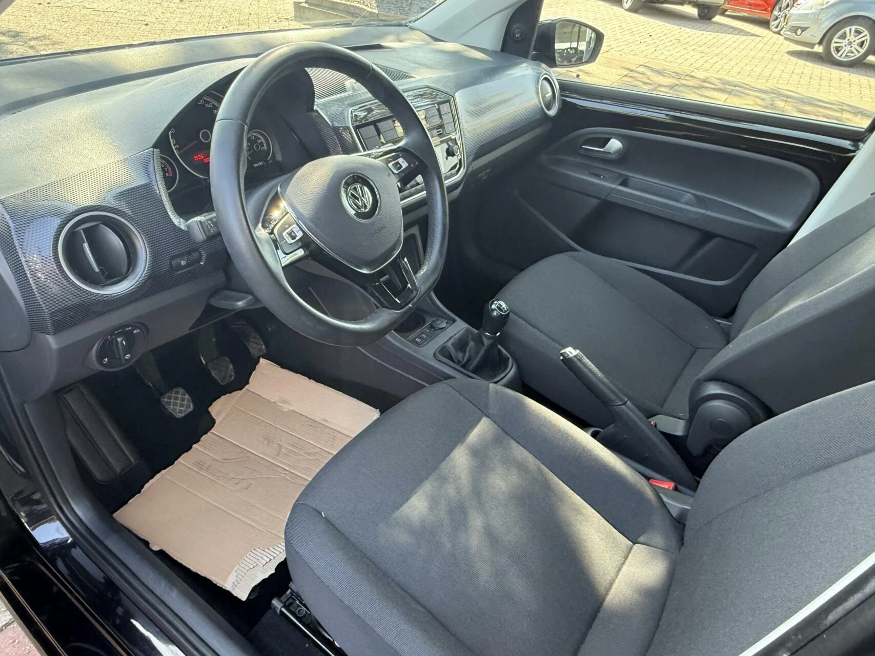 Hoofdafbeelding Volkswagen up!