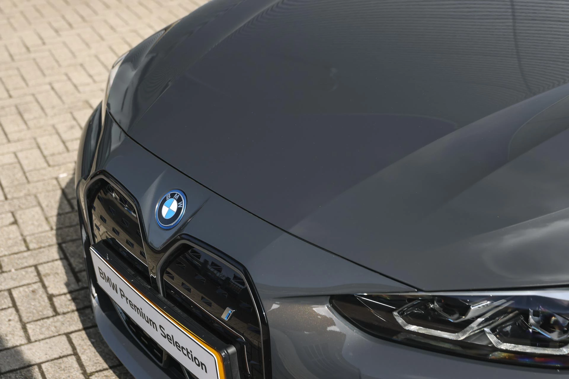 Hoofdafbeelding BMW i4