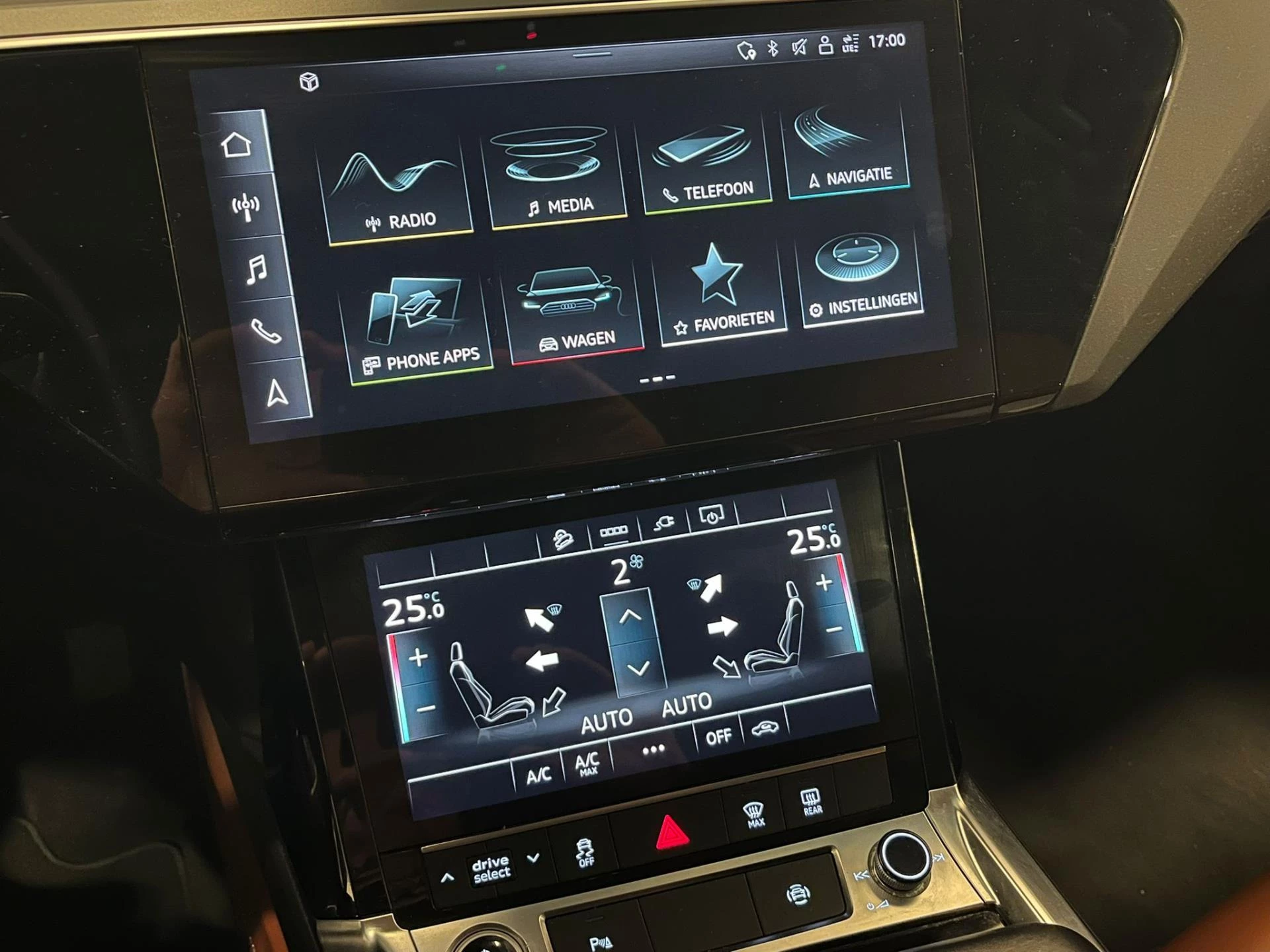 Hoofdafbeelding Audi e-tron