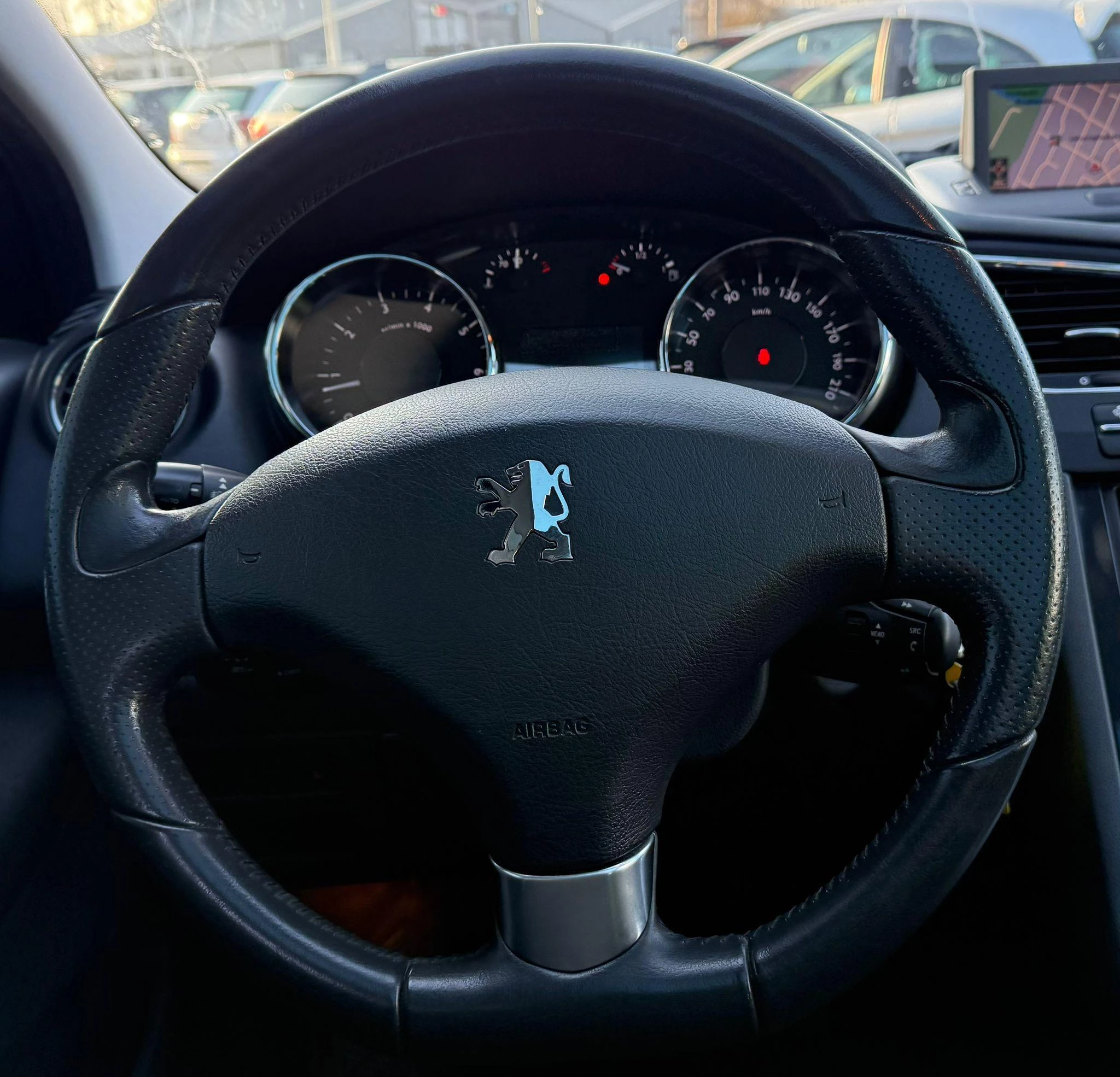 Hoofdafbeelding Peugeot 5008