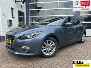 Hoofdafbeelding Mazda 3 Mazda 3 1.5 S * AIRCO * NAVIGATIE * TREKHAAK * LM VELGEN *