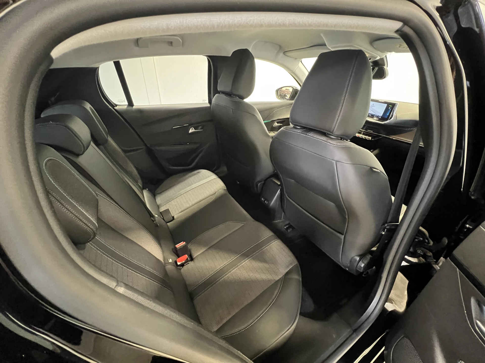 Hoofdafbeelding Peugeot e-208