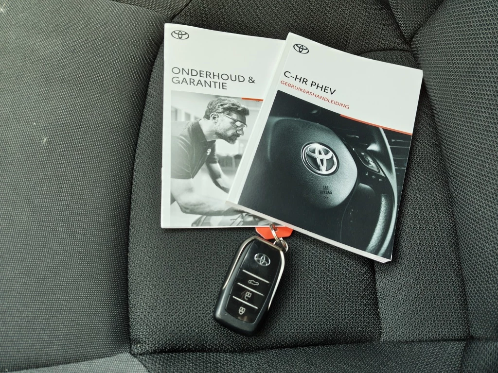 Hoofdafbeelding Toyota C-HR