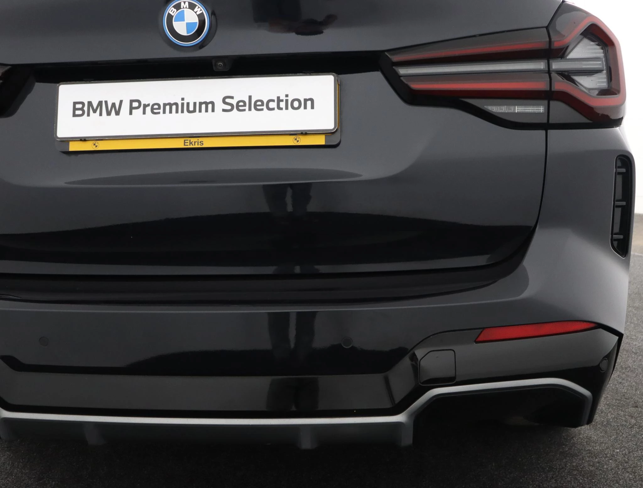 Hoofdafbeelding BMW iX3