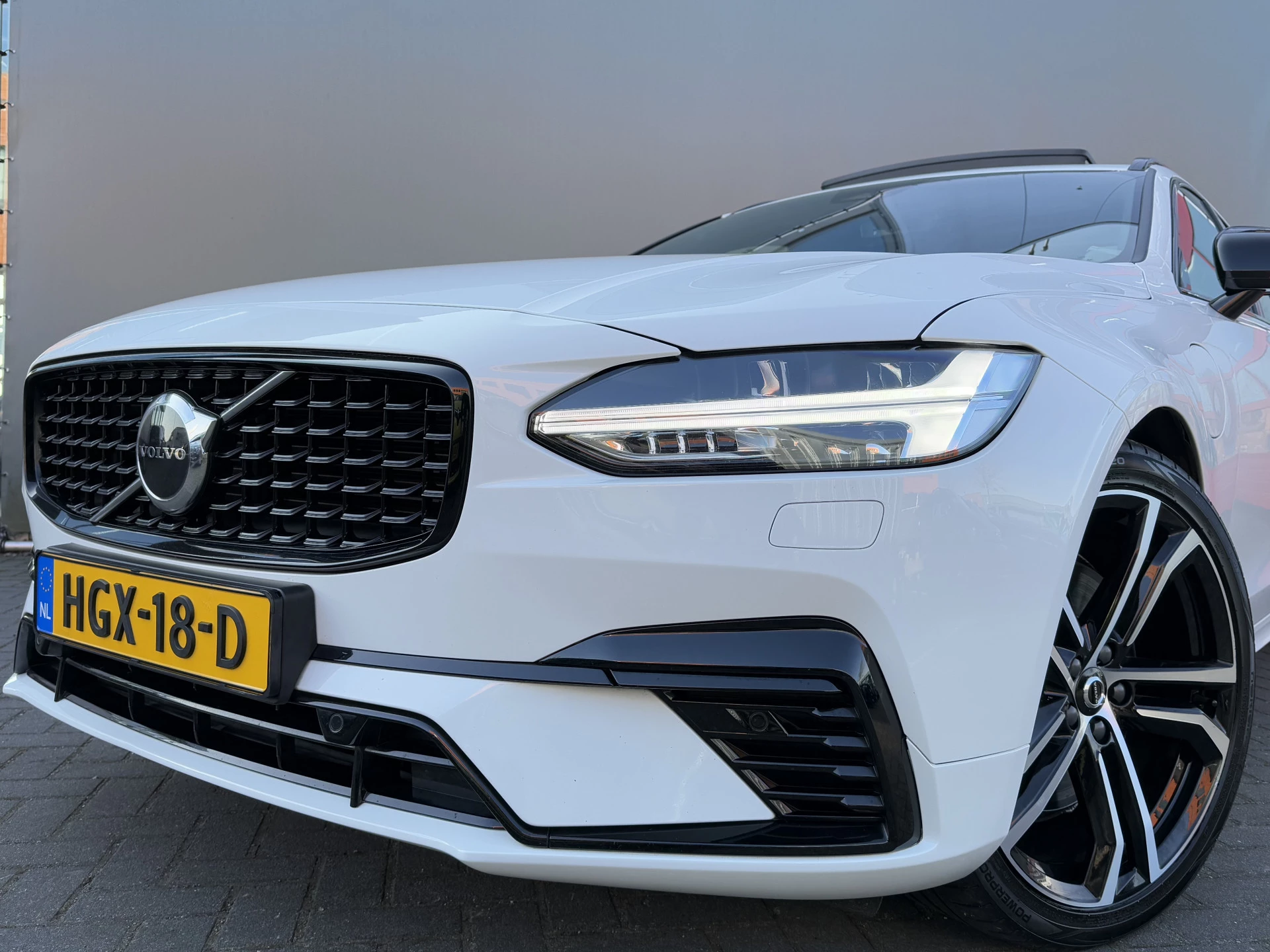 Hoofdafbeelding Volvo V90
