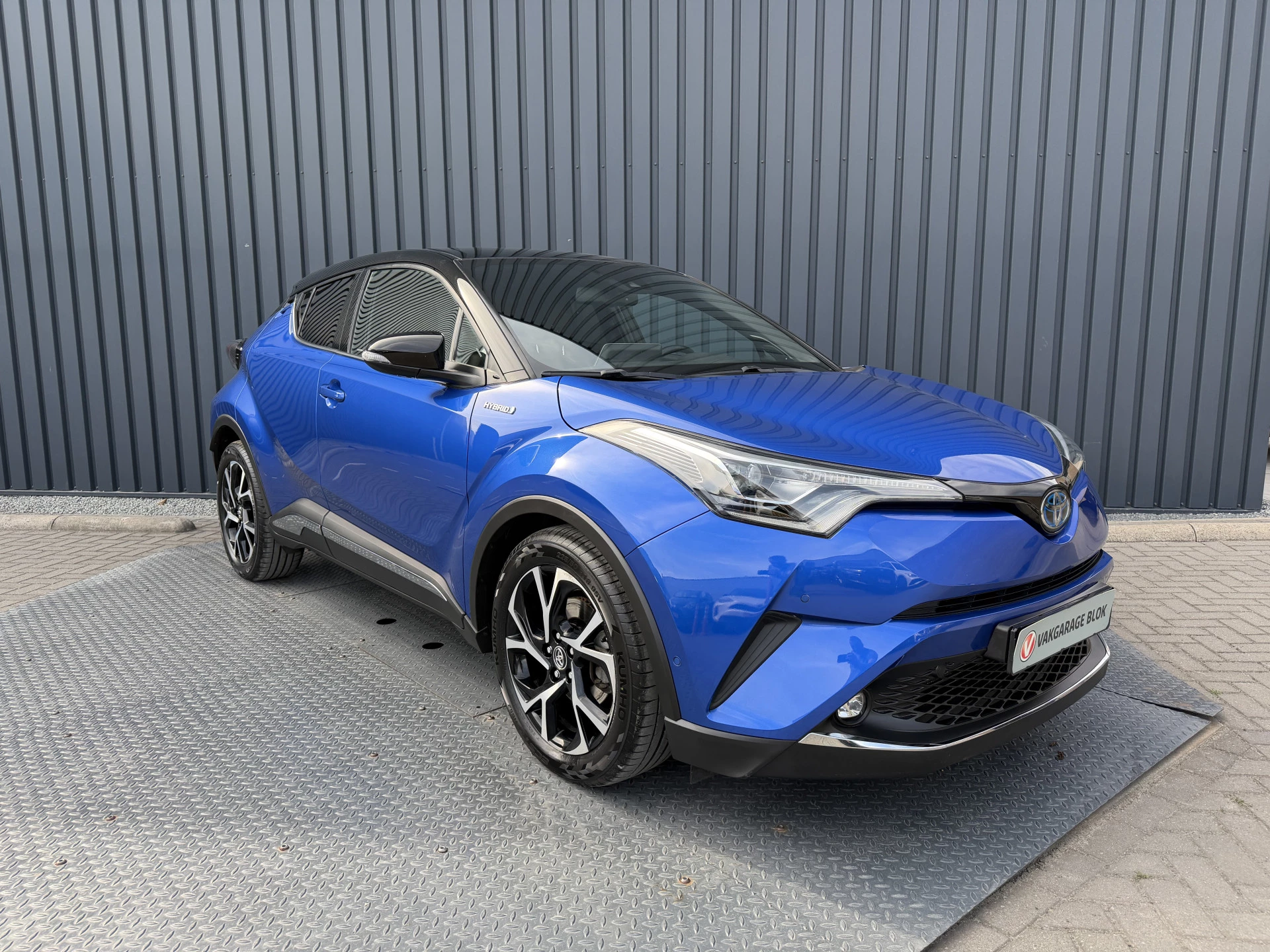 Hoofdafbeelding Toyota C-HR