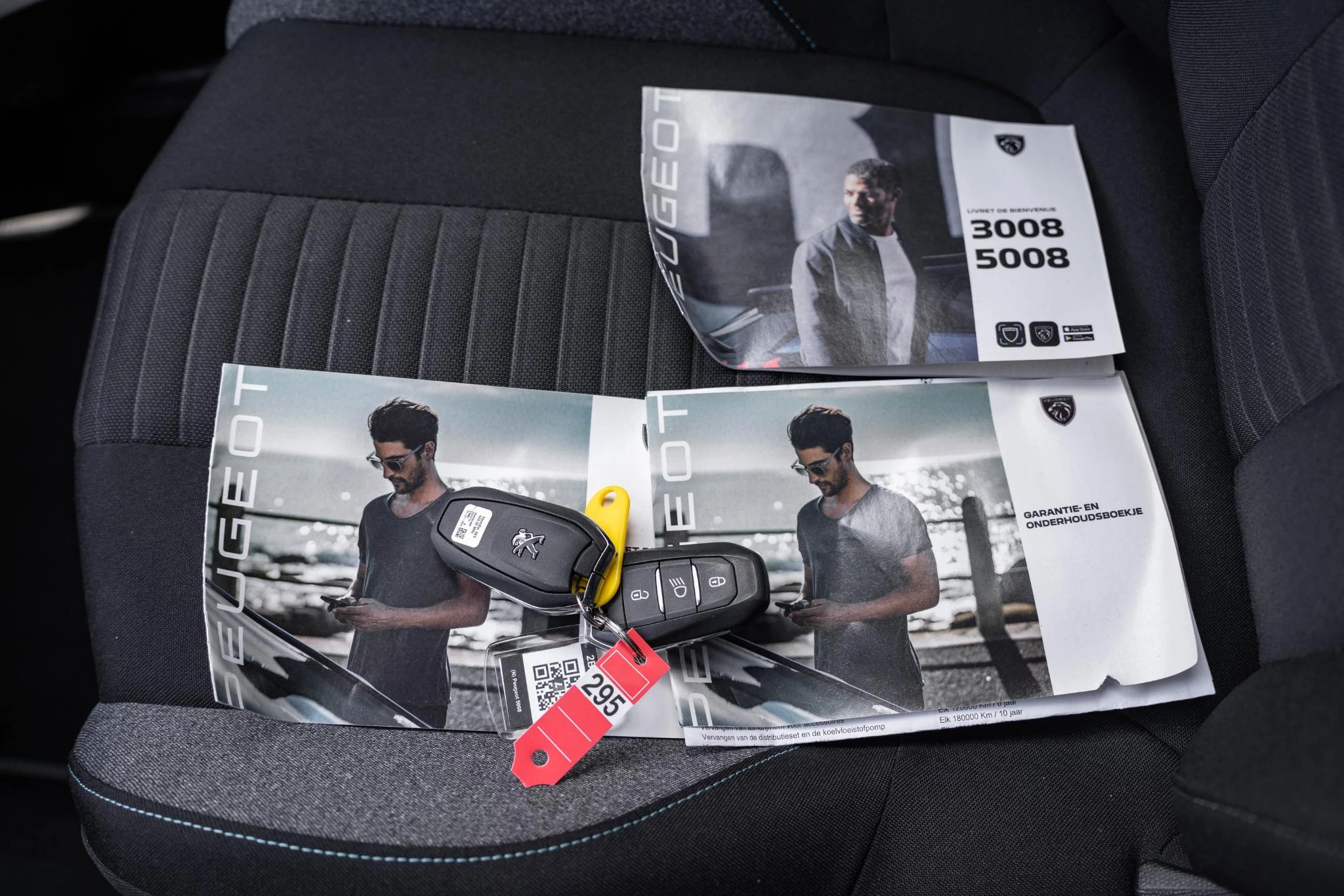 Hoofdafbeelding Peugeot 5008