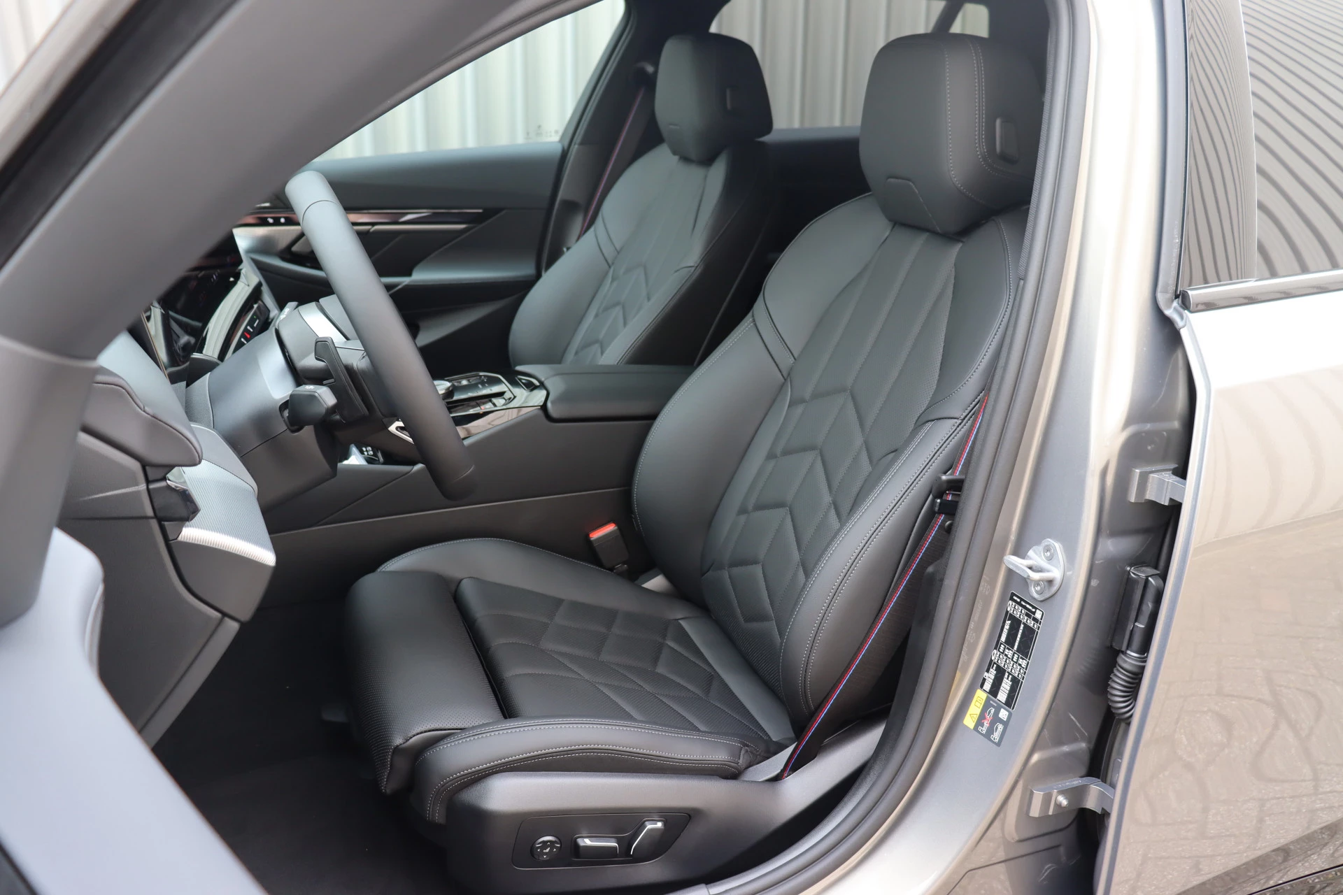 Hoofdafbeelding BMW i5