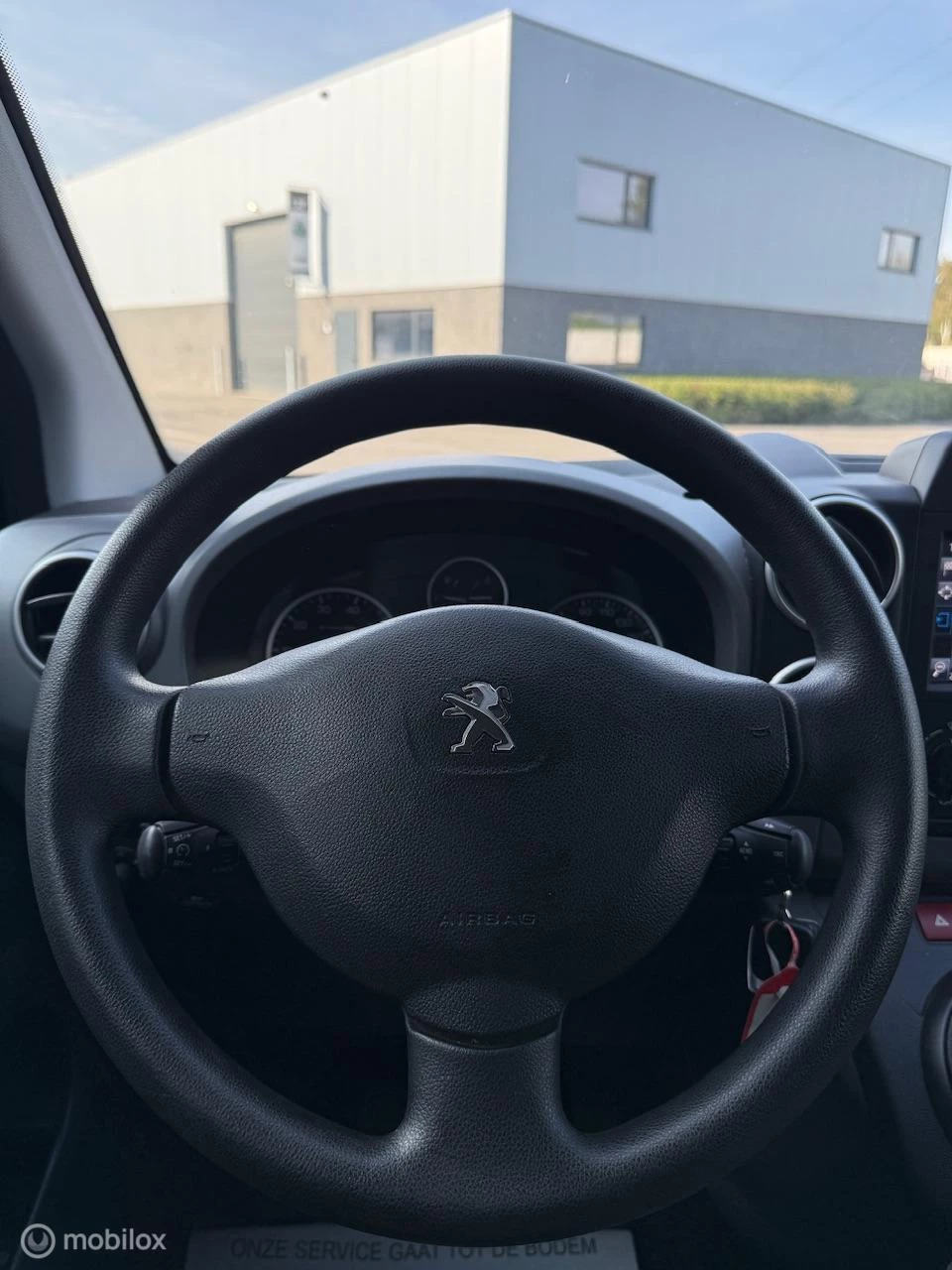 Hoofdafbeelding Peugeot Partner