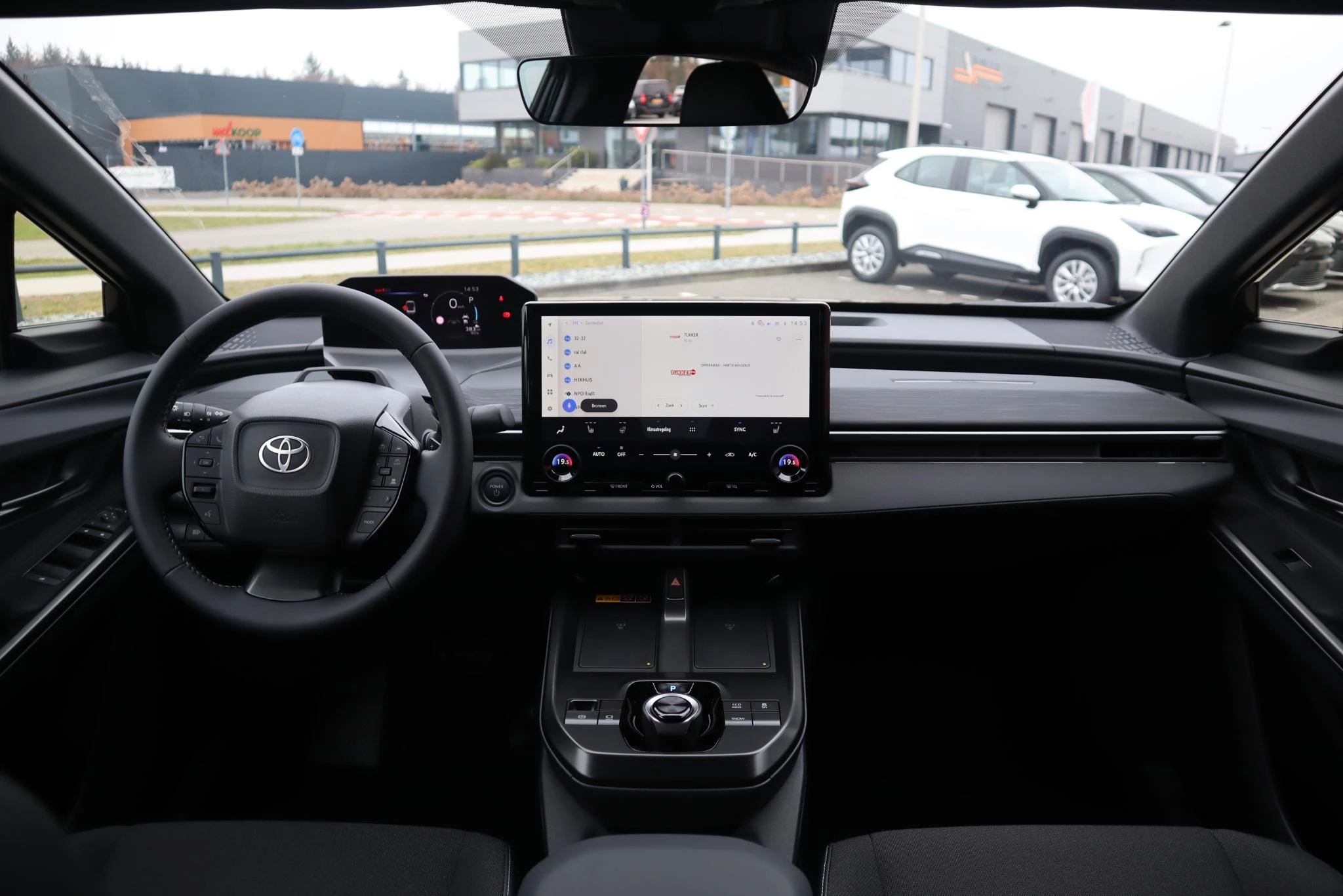 Hoofdafbeelding Toyota C-HR+