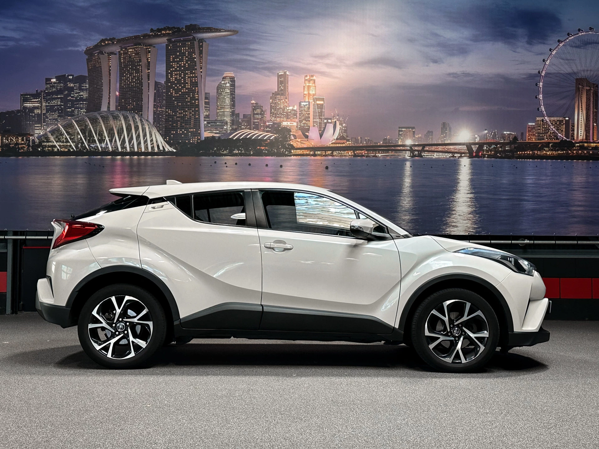 Hoofdafbeelding Toyota C-HR