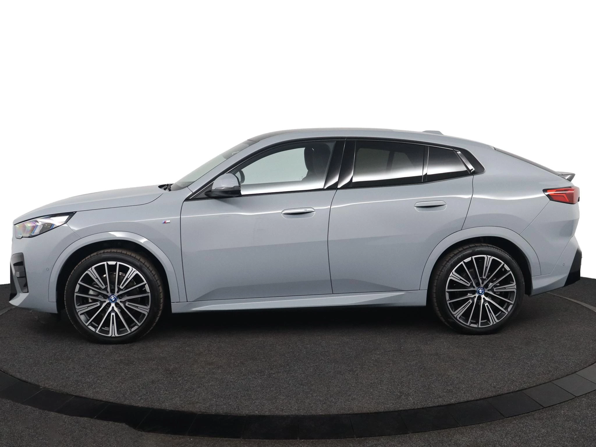 Hoofdafbeelding BMW iX2