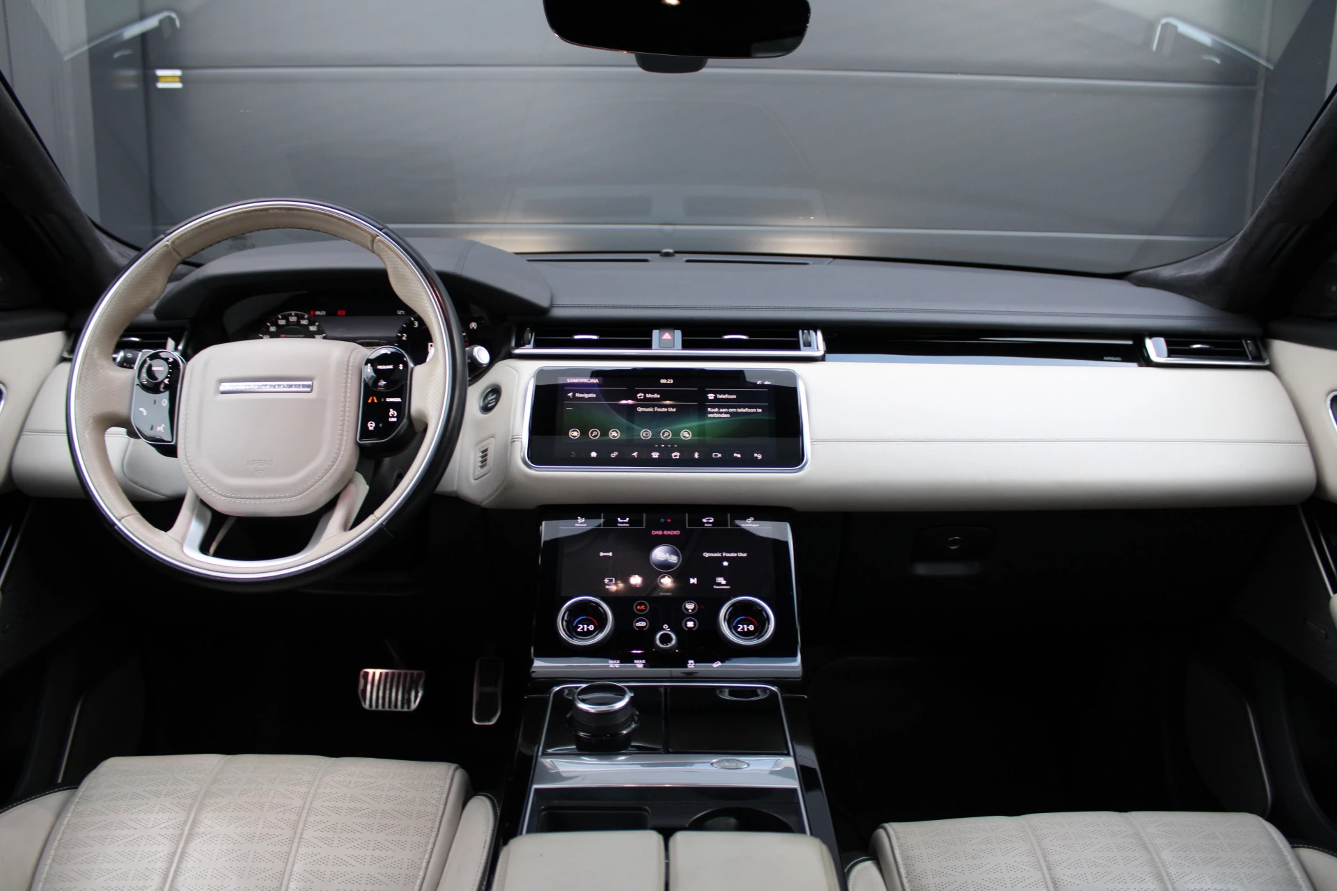 Hoofdafbeelding Land Rover Range Rover Velar