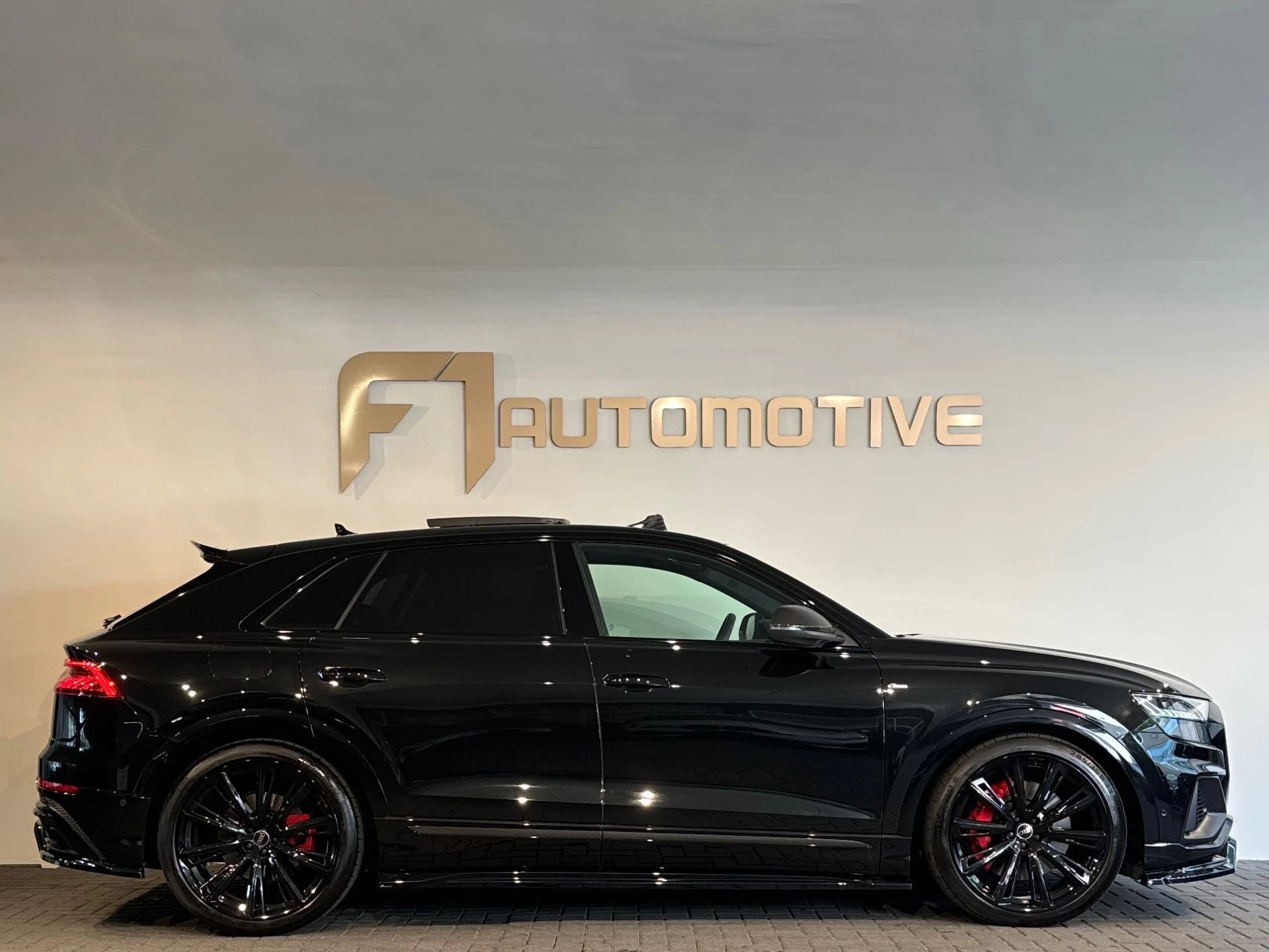 Hoofdafbeelding Audi Q8