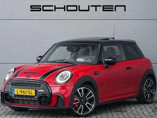 Hoofdafbeelding MINI Cooper S MINI Cooper S Mini 2.0 JCW Pack Pano CarPlay Camera 18"