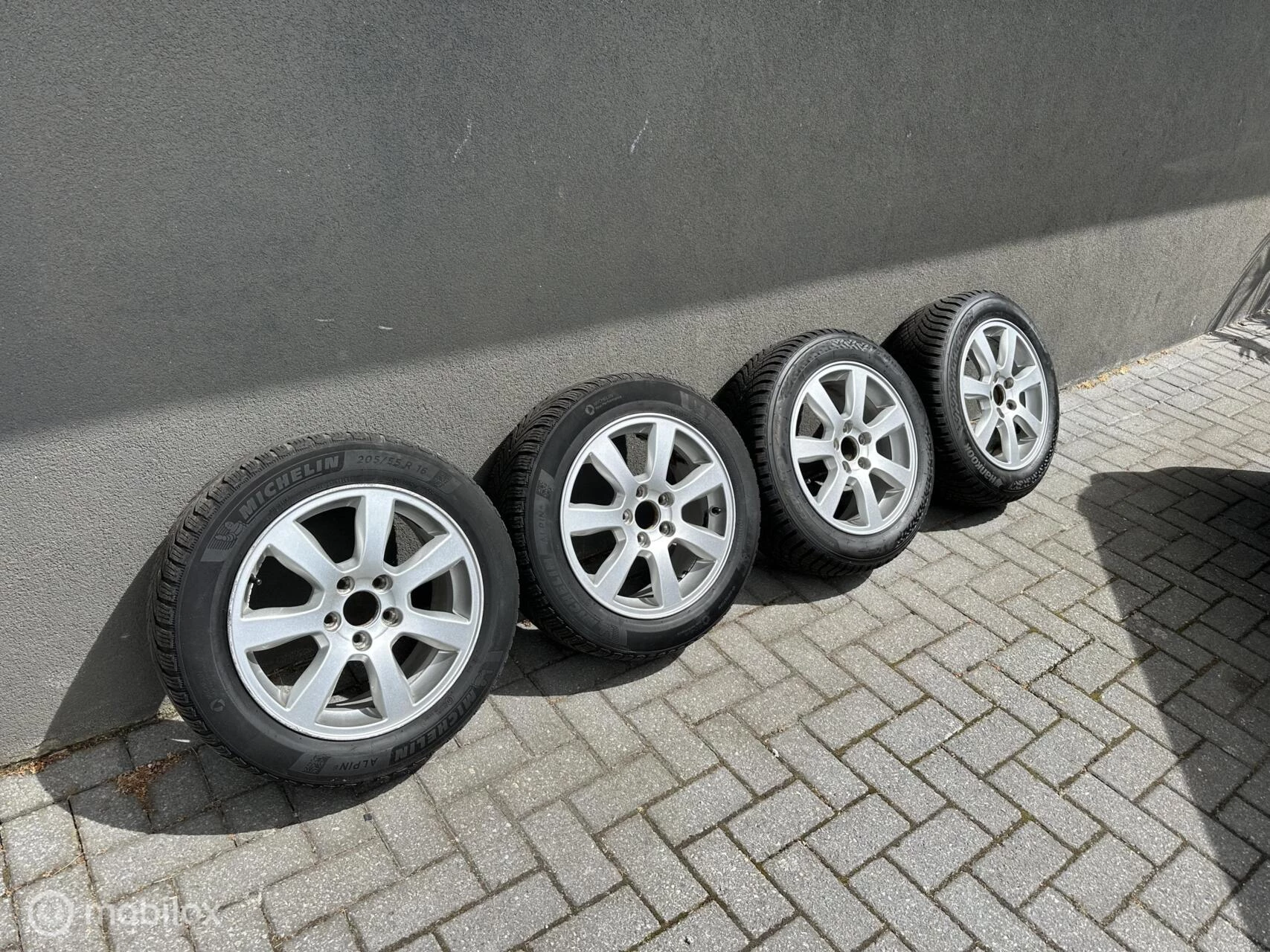 Hoofdafbeelding Volvo V70