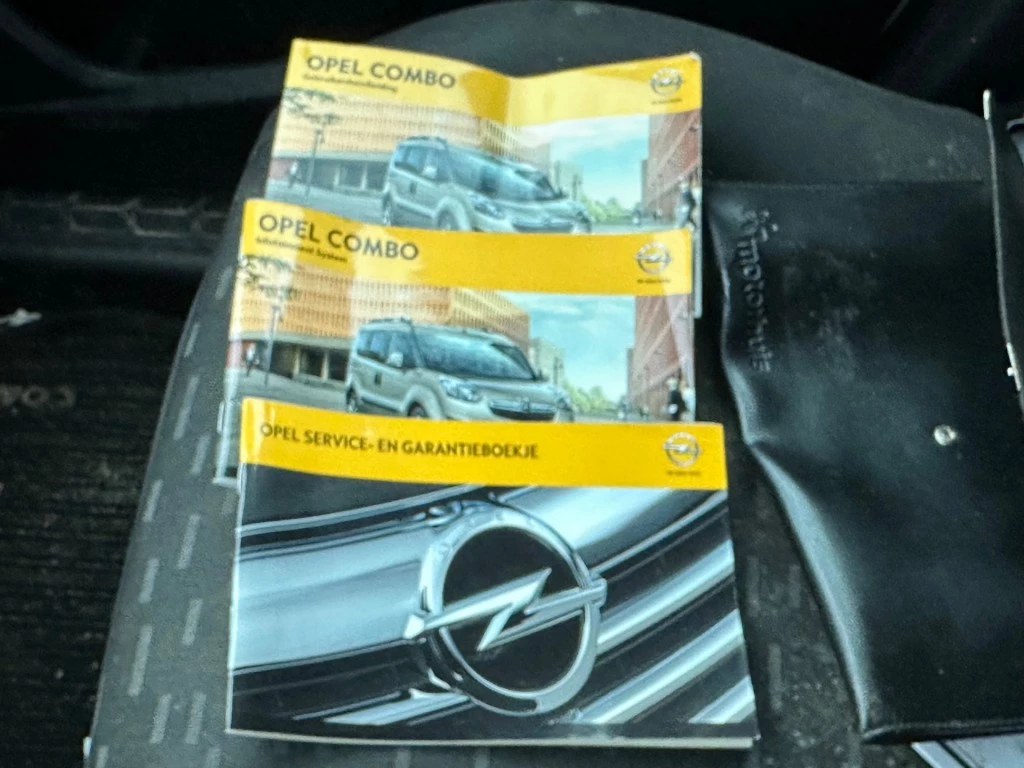 Hoofdafbeelding Opel Combo