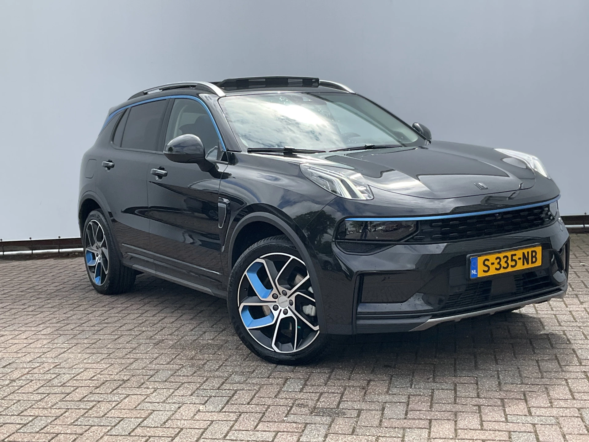 Hoofdafbeelding Lynk & Co 01