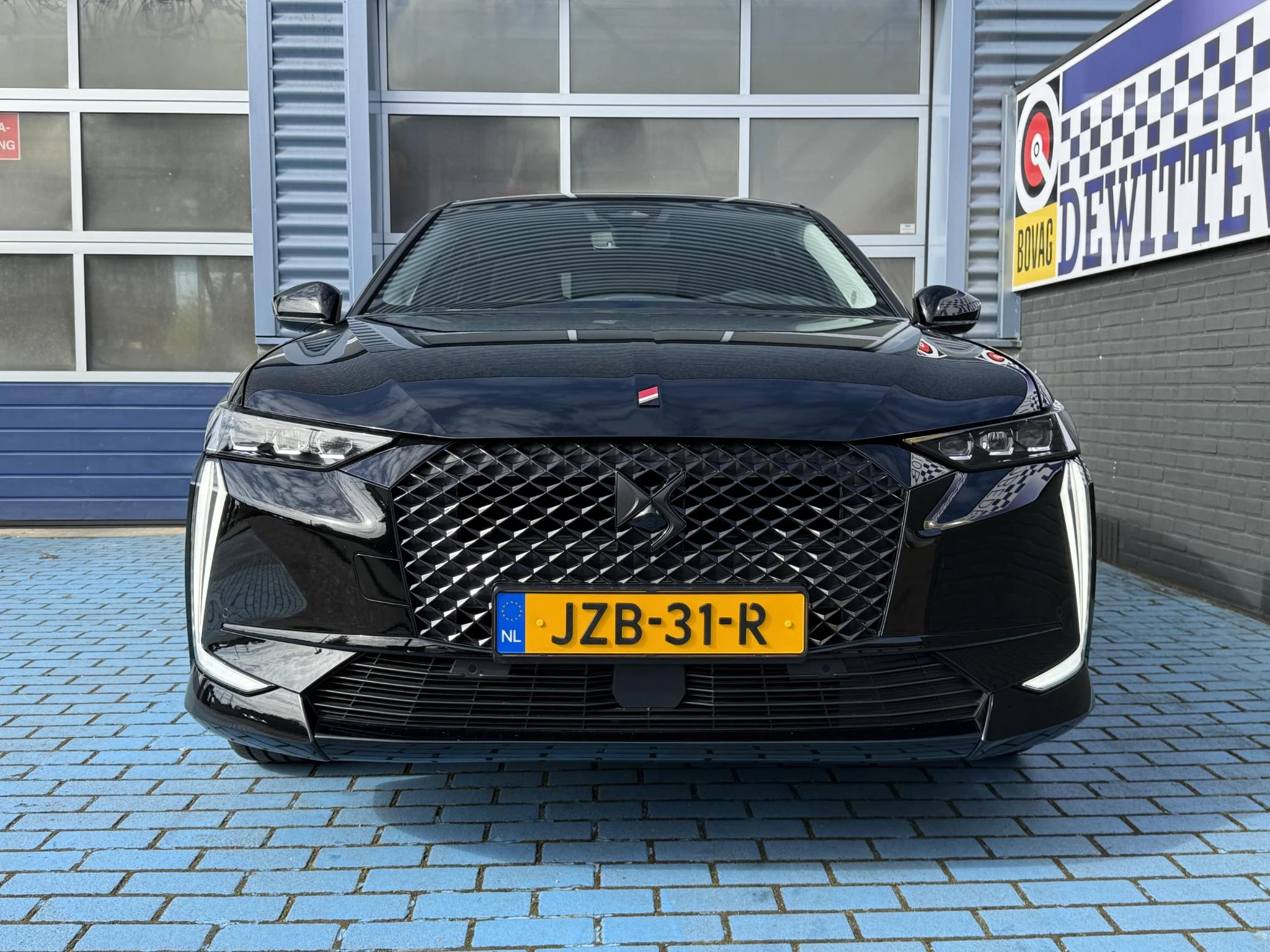 Hoofdafbeelding DS DS 4