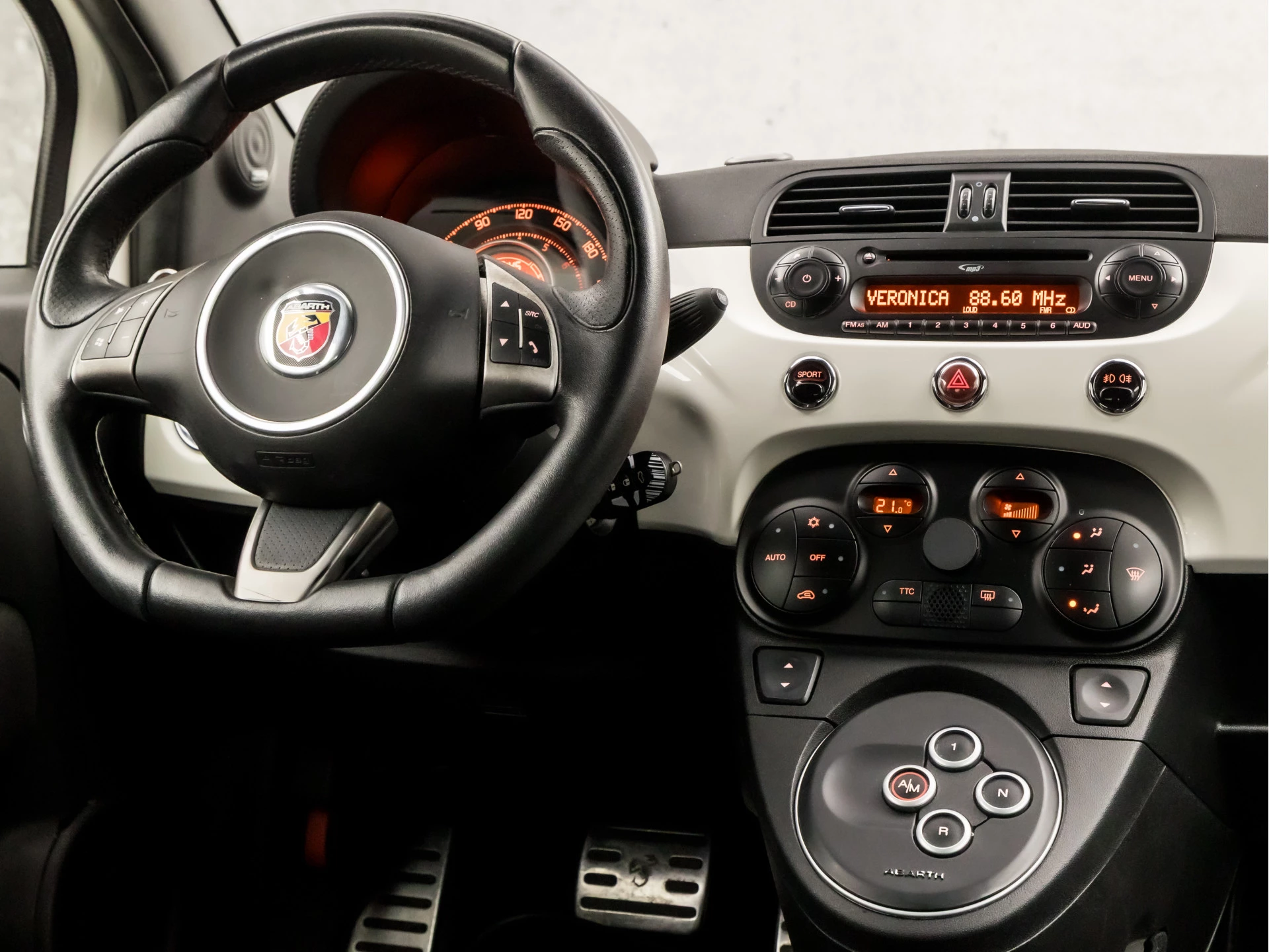 Hoofdafbeelding Fiat 500C