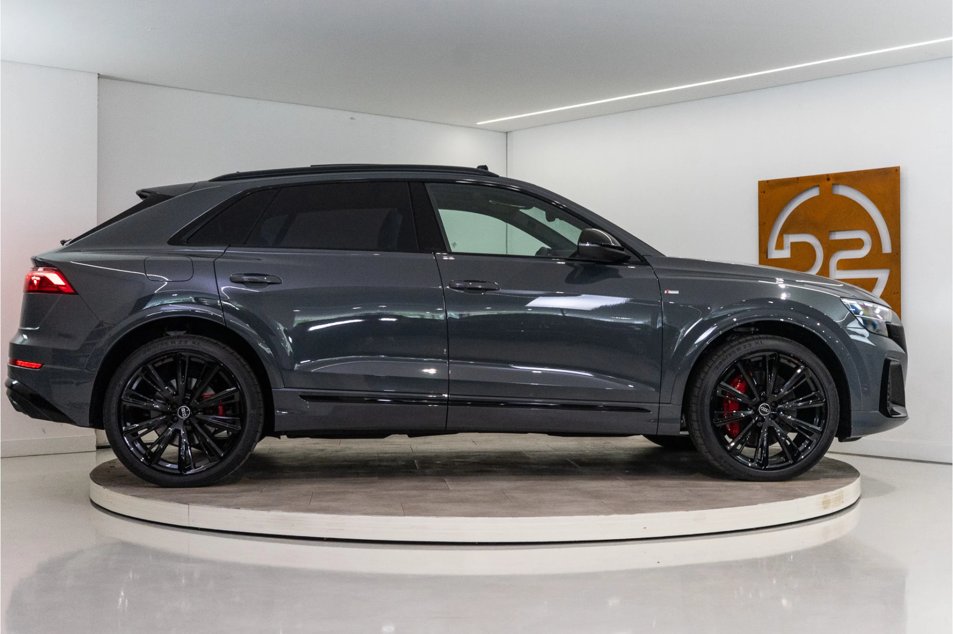 Hoofdafbeelding Audi Q8