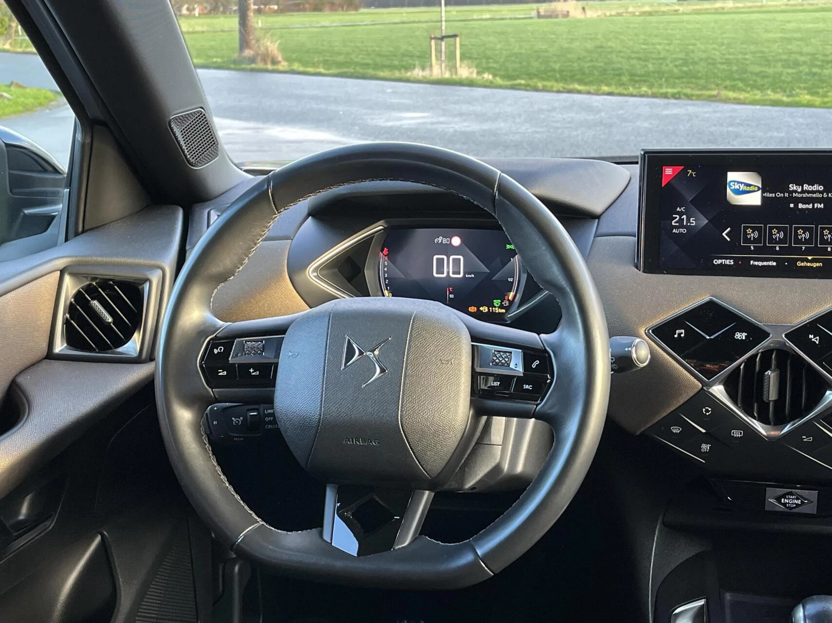 Hoofdafbeelding DS DS 3