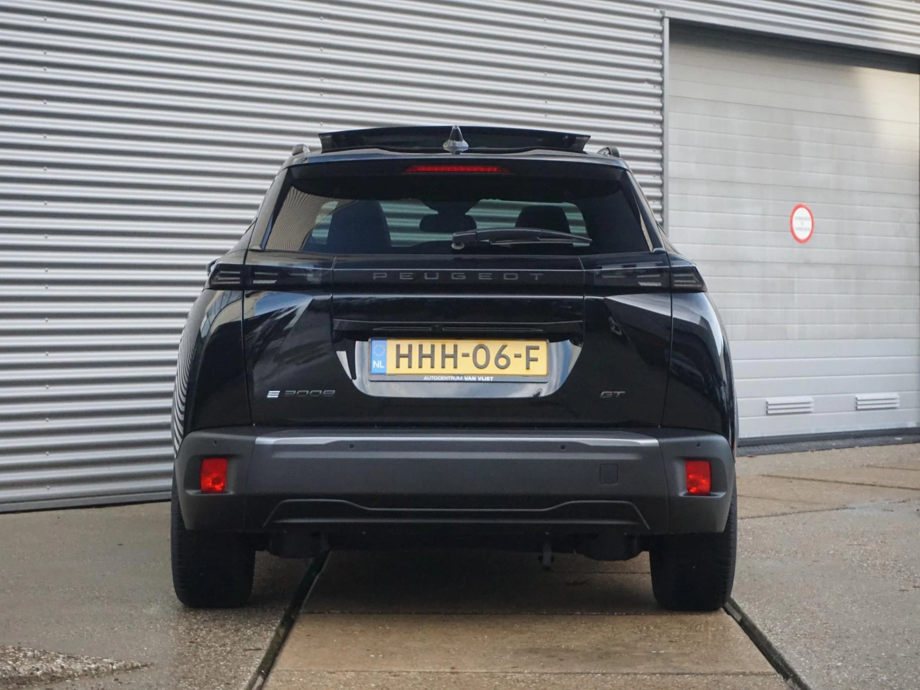 Hoofdafbeelding Peugeot e-2008