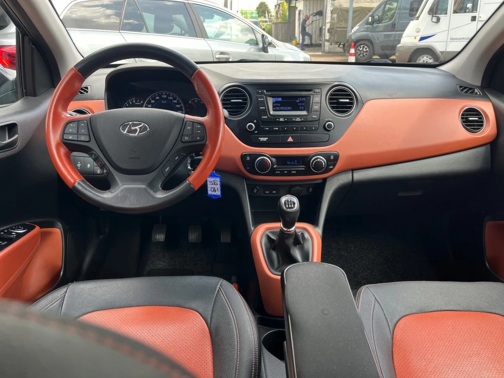 Hoofdafbeelding Hyundai i10