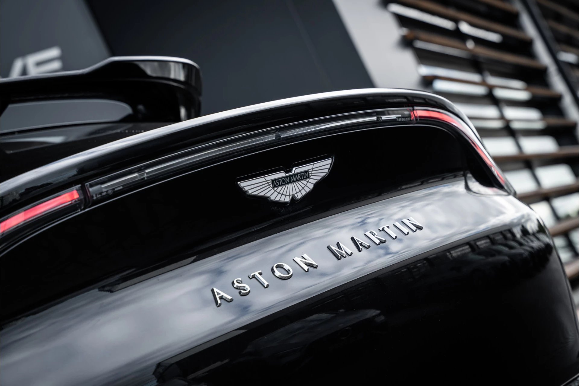 Hoofdafbeelding Aston Martin DBX