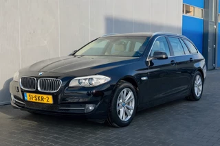 BMW 5-serie Touring 520i High Exe | Pano | Xenon | Leer !