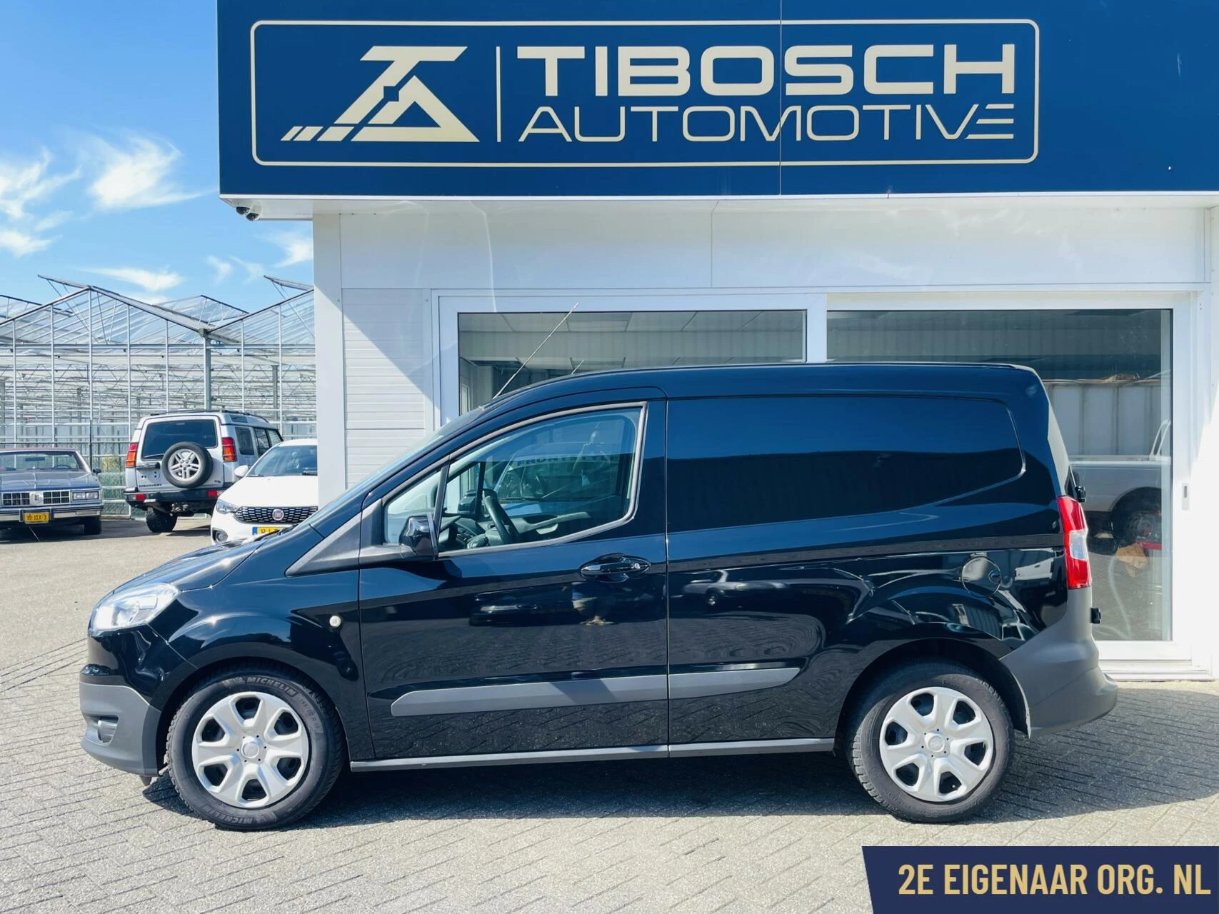 Hoofdafbeelding Ford Transit Courier