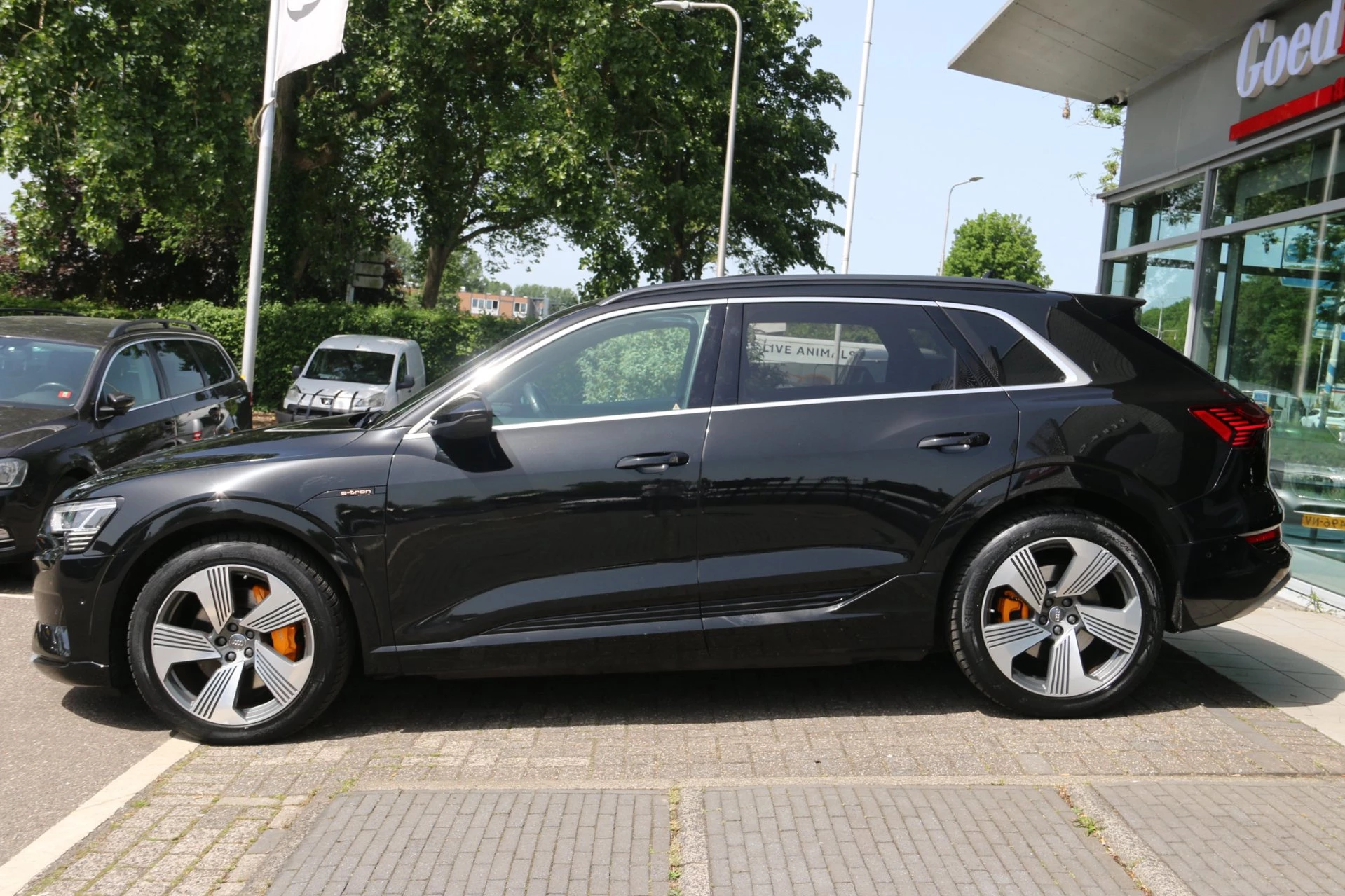 Hoofdafbeelding Audi e-tron
