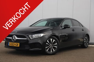 Mercedes-Benz A-klasse 180 d Business Solution Automaat Half Leder Sportstoelen Widescreen Navigatie Carplay Android Clima Cruise Achteruitrijcamera Getint Glas