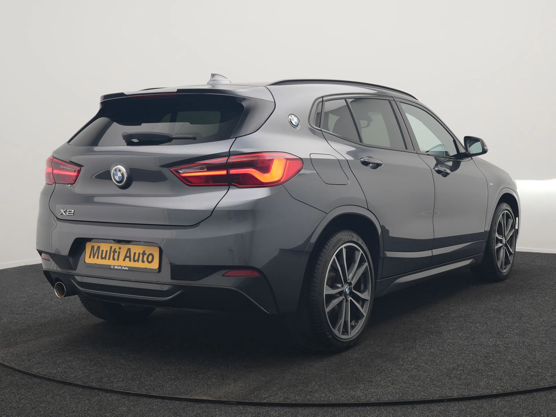 Hoofdafbeelding BMW X2