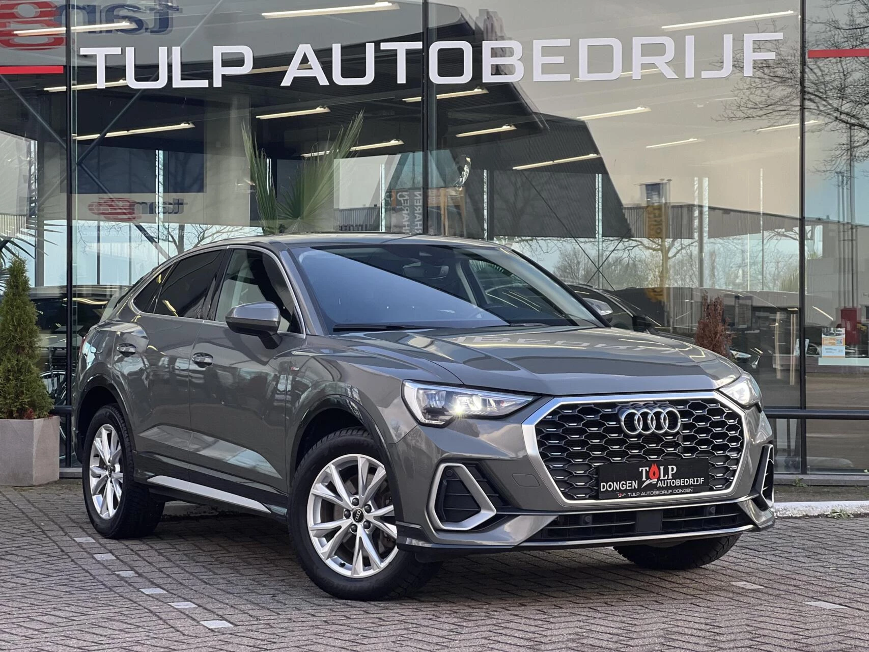 Hoofdafbeelding Audi Q3