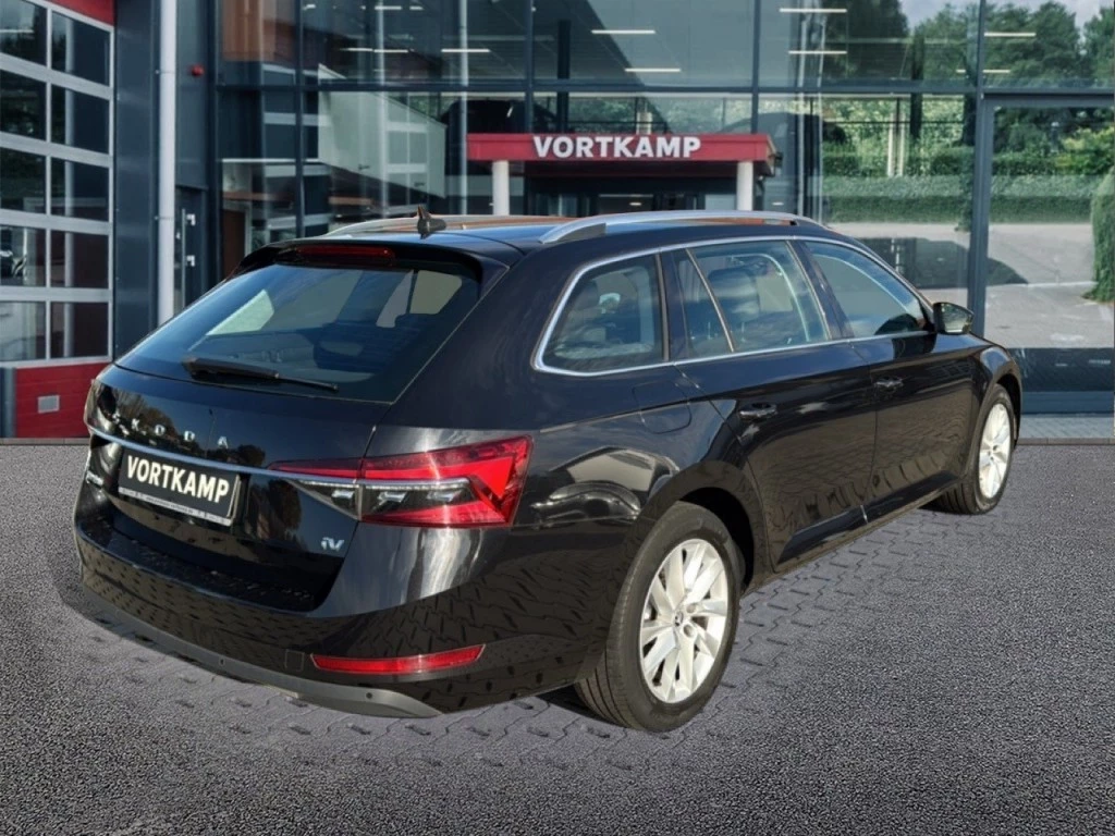 Hoofdafbeelding Škoda Superb