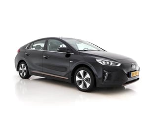 Hoofdafbeelding Hyundai IONIQ Hyundai IONIQ Premium EV (INCL-BTW) *PANO | VOLLEDER | INFINITY-AUDIO | FULL-LED | KEYLESS | NAVI-FULLMAP |  ADAPTIVE-CRUISE |  DAB | CAMERA | MEMORY-PACK | VIRTUAL-COCKPIT | LANE-ASSIST | COMFORT-SEATS | 16" ALU*