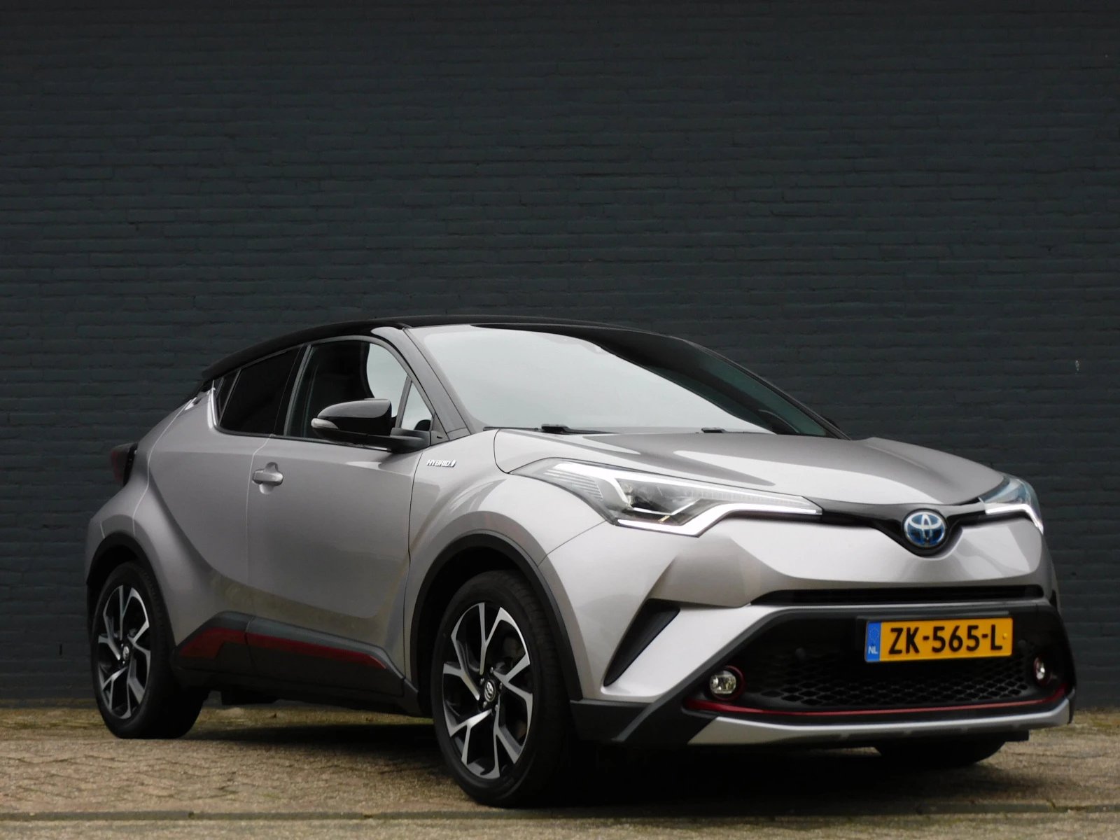 Hoofdafbeelding Toyota C-HR