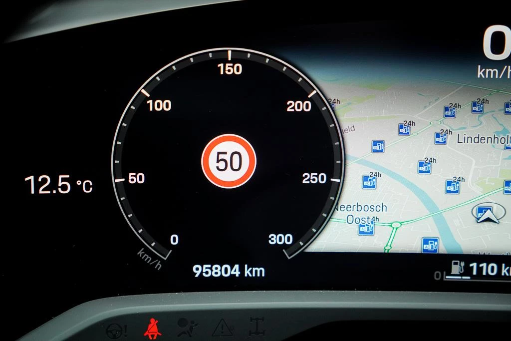 Hoofdafbeelding Porsche Taycan